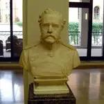 Langenbeck-Büste im Foyer